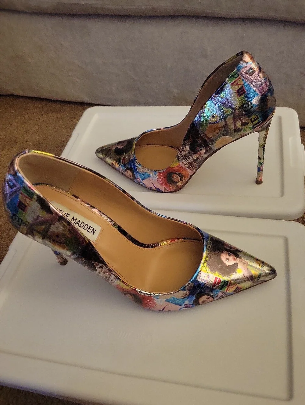 Steve Madden Multicolor Comic Print Pointed Toe Stiletto Pumps Size 8